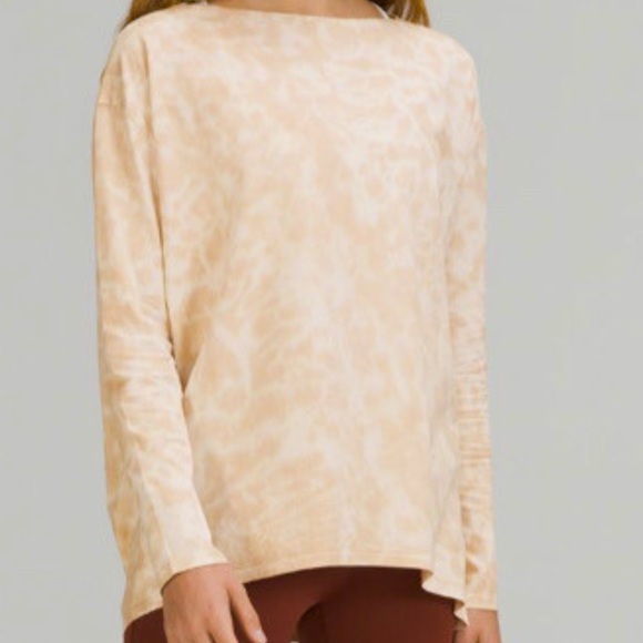 Lululemon Long Sleeve Knit Top, size 8 - Picture 1 of 7